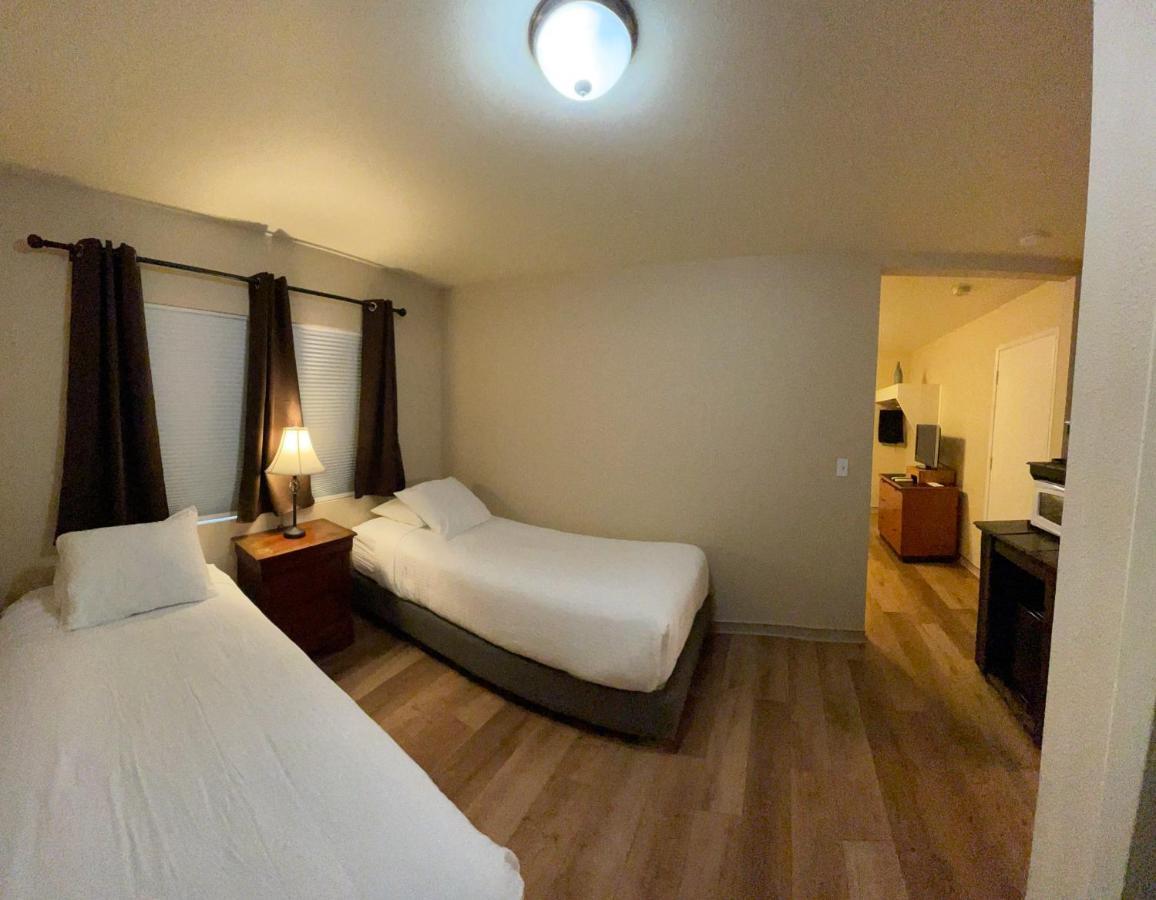 Indian Creek Lodge Douglas City Экстерьер фото