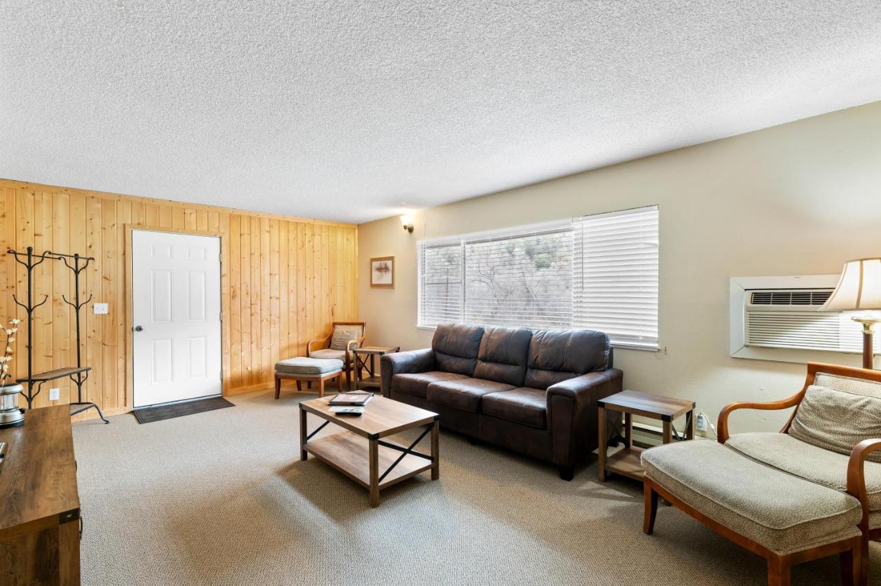 Indian Creek Lodge Douglas City Экстерьер фото